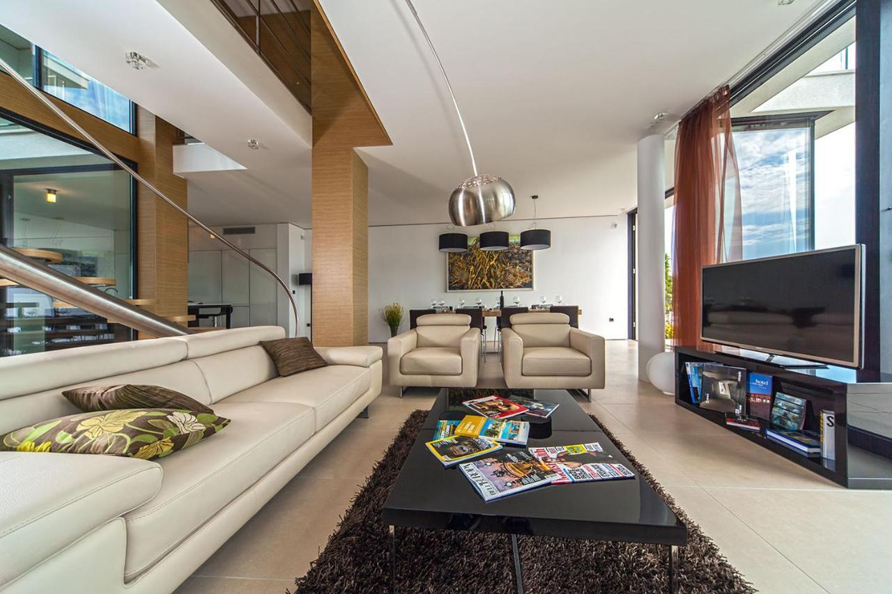 Golden Rays Luxury &
