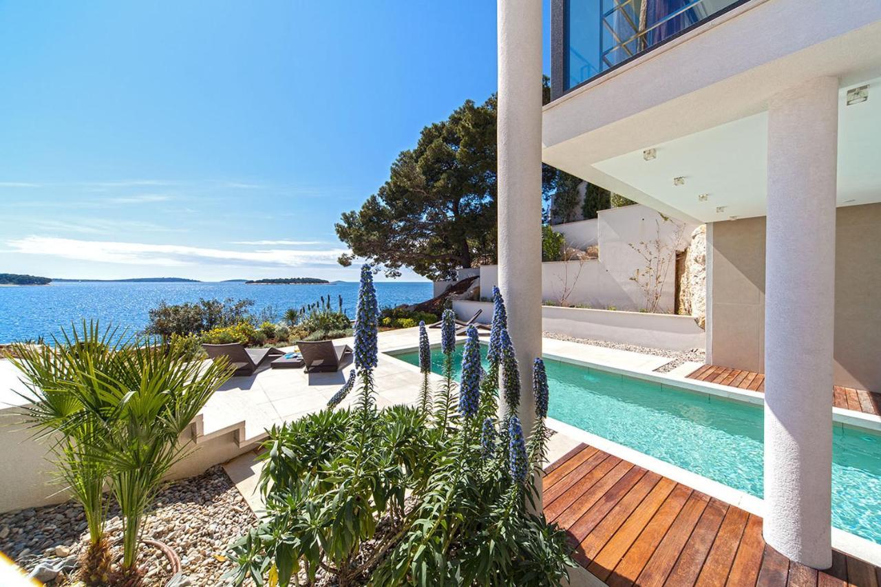 Golden Rays Luxury &