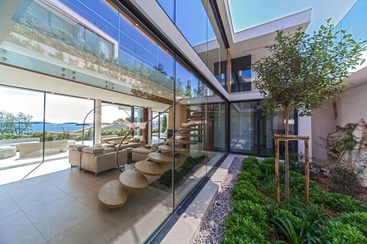 Apartment Golden Rays Luxury &
