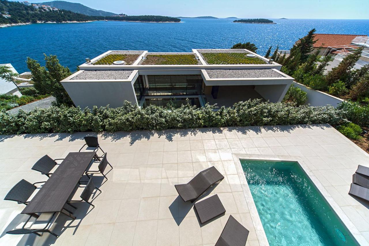 Golden Rays Luxury & Apartment